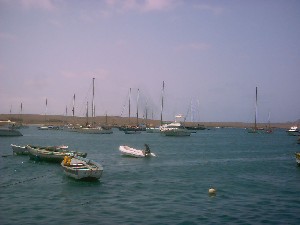 23. Au mouillage au Cap-vert